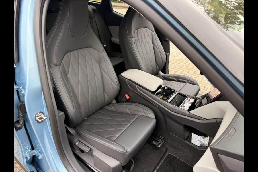 Ford Explorer Premium Extended Range RWD 77 kWh Ford Voorraad Arctic Blue | SCI