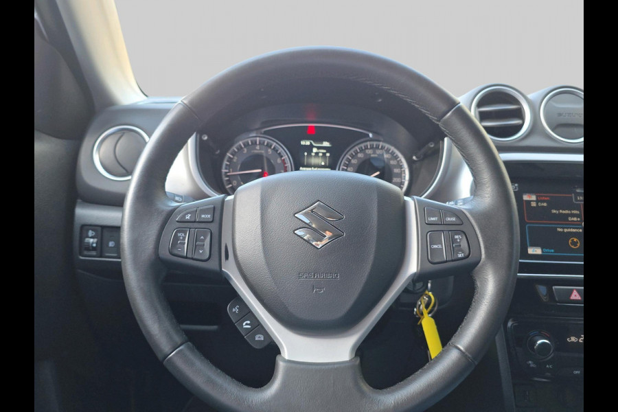 Suzuki Vitara 1.4 Boosterjet Select | Navigatie | All-Season Banden | Achteruitrijcamera/Parkeersensoren | Stoelverwarming | Cruisecontrol |