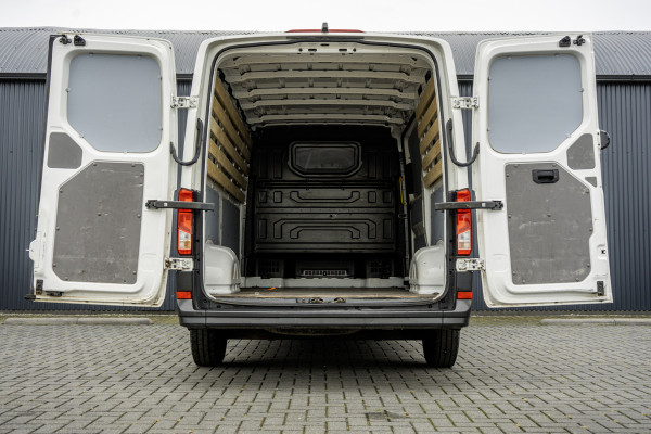 Volkswagen Crafter 30 TDI | L3H2 | Camera | CarPlay | Mirrorlink | Cruise | Airco | Euro 6