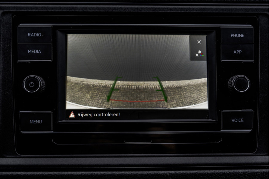 Volkswagen Crafter 30 TDI | L3H2 | Camera | CarPlay | Mirrorlink | Cruise | Airco | Euro 6