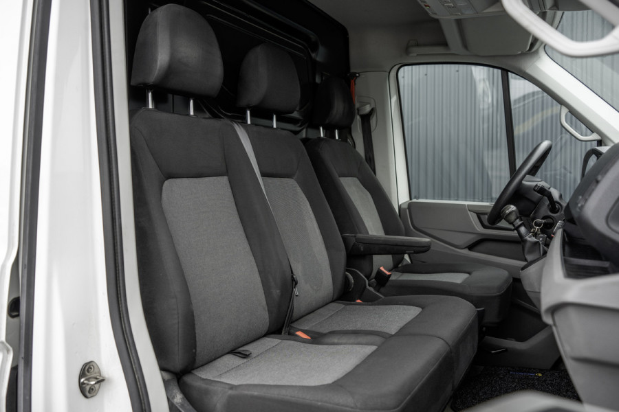 Volkswagen Crafter 30 TDI | L3H2 | Camera | CarPlay | Mirrorlink | Cruise | Airco | Euro 6