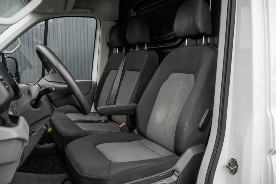 Volkswagen Crafter 30 TDI | L3H2 | Camera | CarPlay | Mirrorlink | Cruise | Airco | Euro 6