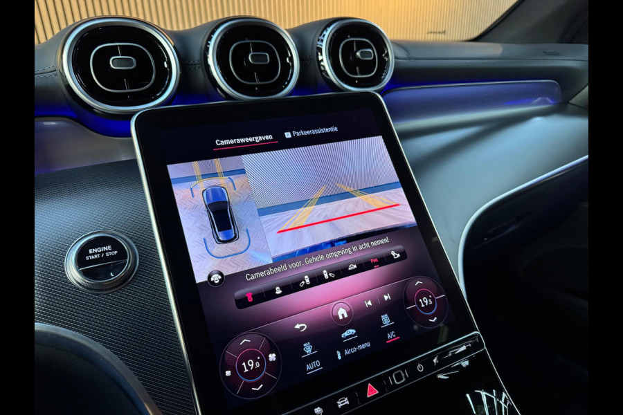 Mercedes-Benz GLC 300e 4MATIC AMG Line - Pano - 360