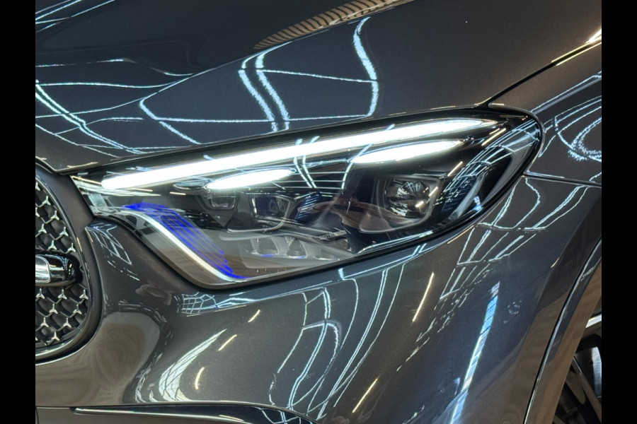 Mercedes-Benz GLC 300e 4MATIC AMG Line - Pano - 360