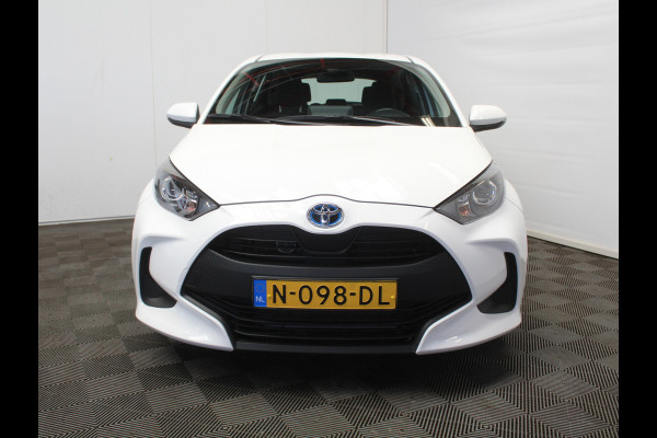 Toyota Yaris 1.5 Hybrid Active CARPLAY | CAMERA | CLIMATE | DAB | ADAPCRUISE | ELRM