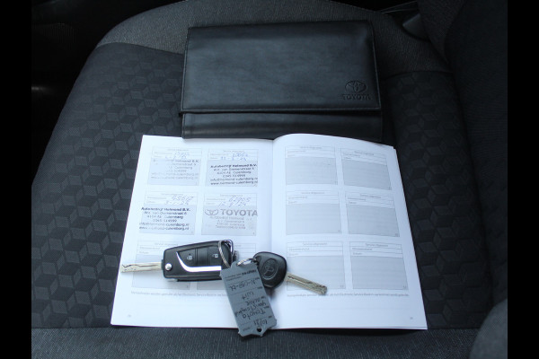 Toyota Yaris 1.5 Hybrid Active CARPLAY | CAMERA | CLIMATE | DAB | ADAPCRUISE | ELRM