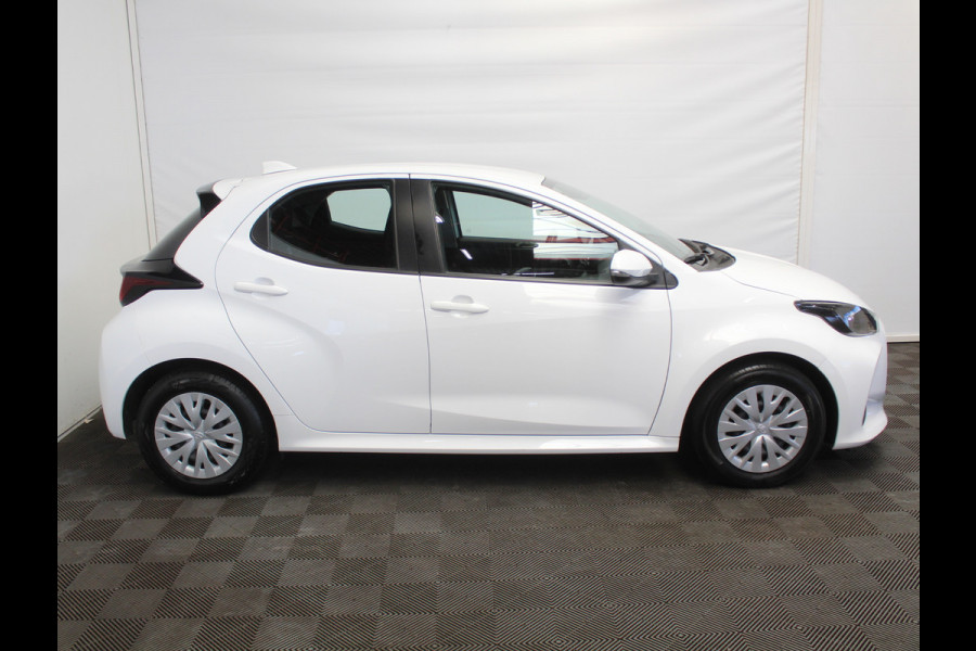 Toyota Yaris 1.5 Hybrid Active CARPLAY | CAMERA | CLIMATE | DAB | ADAPCRUISE | ELRM