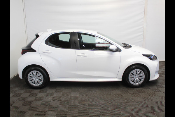 Toyota Yaris 1.5 Hybrid Active CARPLAY | CAMERA | CLIMATE | DAB | ADAPCRUISE | ELRM