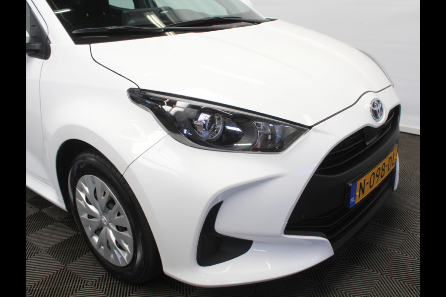 Toyota Yaris 1.5 Hybrid Active CARPLAY | CAMERA | CLIMATE | DAB | ADAPCRUISE | ELRM