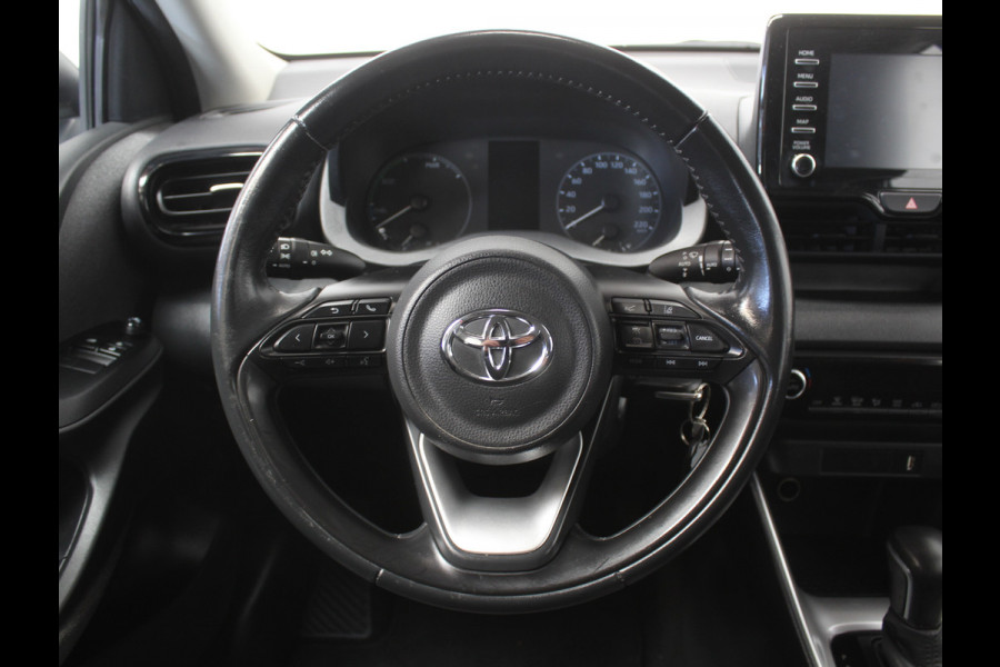 Toyota Yaris 1.5 Hybrid Active CARPLAY | CAMERA | CLIMATE | DAB | ADAPCRUISE | ELRM