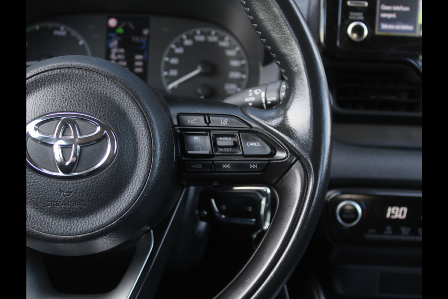 Toyota Yaris 1.5 Hybrid Active CARPLAY | CAMERA | CLIMATE | DAB | ADAPCRUISE | ELRM