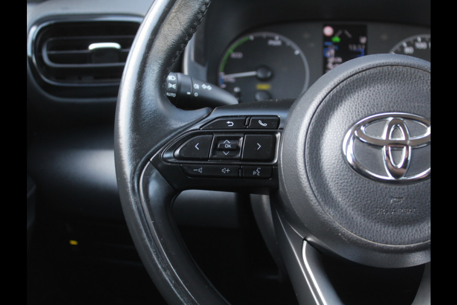 Toyota Yaris 1.5 Hybrid Active CARPLAY | CAMERA | CLIMATE | DAB | ADAPCRUISE | ELRM