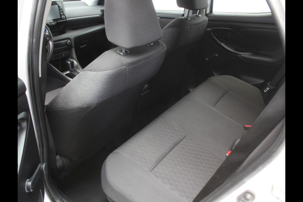 Toyota Yaris 1.5 Hybrid Active CARPLAY | CAMERA | CLIMATE | DAB | ADAPCRUISE | ELRM
