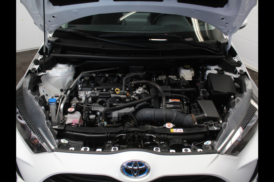 Toyota Yaris 1.5 Hybrid Active CARPLAY | CAMERA | CLIMATE | DAB | ADAPCRUISE | ELRM