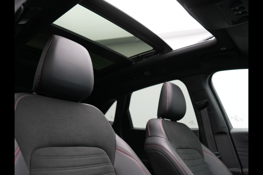 Ford Kuga 2.5 ST-Line X Plug In Hybrid 225pk Dealer O.H PHEV | Trekhaak Af Fabriek | Head Up | Panodak | Adaptive Cruise | 360 Camera | Alcantara Sportstoelen Verwarmd | Bang & Olufsen | Keyless | Apple Carplay | Blis | Stuur Verwarmd | Navigatie