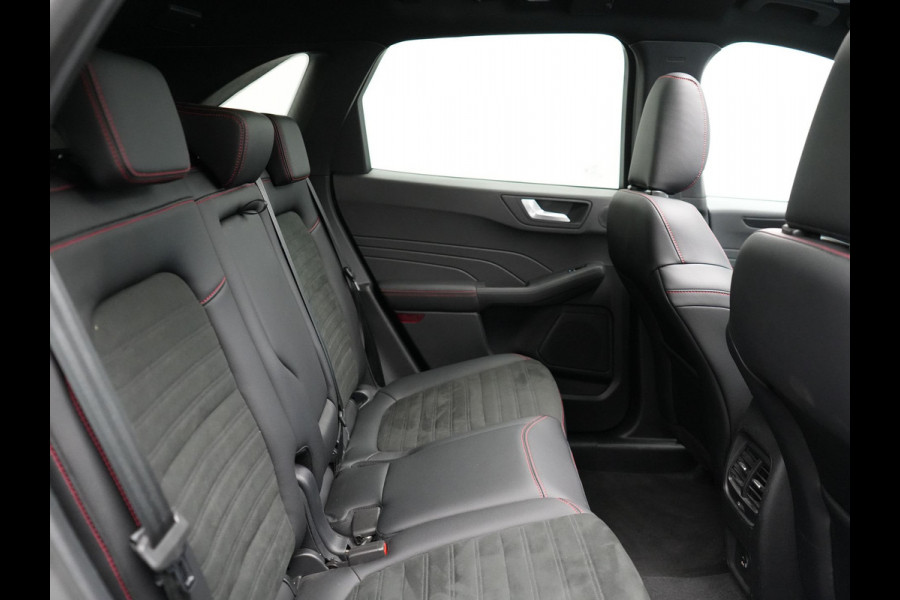 Ford Kuga 2.5 ST-Line X Plug In Hybrid 225pk Dealer O.H PHEV | Trekhaak Af Fabriek | Head Up | Panodak | Adaptive Cruise | 360 Camera | Alcantara Sportstoelen Verwarmd | Bang & Olufsen | Keyless | Apple Carplay | Blis | Stuur Verwarmd | Navigatie