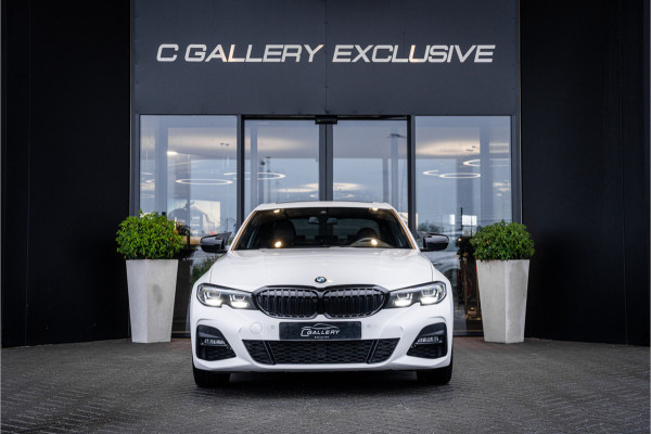 BMW 3-serie 320i Executive Edition - M Sport | Origineel NL | Panorama | Cruise Control | Camera