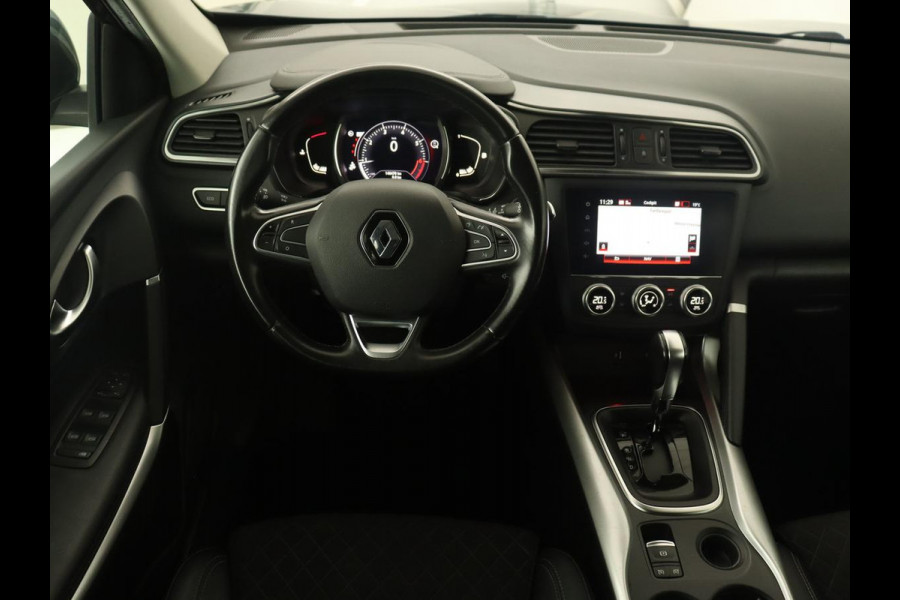 Renault Kadjar 1.3 TCe Zen | Panoramadak | Trekhaak | Leder | Keyless | Full LED | Camera | Sfeerverlichting | Carplay | Navigatie | Stoelverwarming | LMV 19 inch