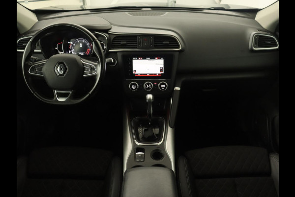 Renault Kadjar 1.3 TCe Zen | Panoramadak | Trekhaak | Leder | Keyless | Full LED | Camera | Sfeerverlichting | Carplay | Navigatie | Stoelverwarming | LMV 19 inch