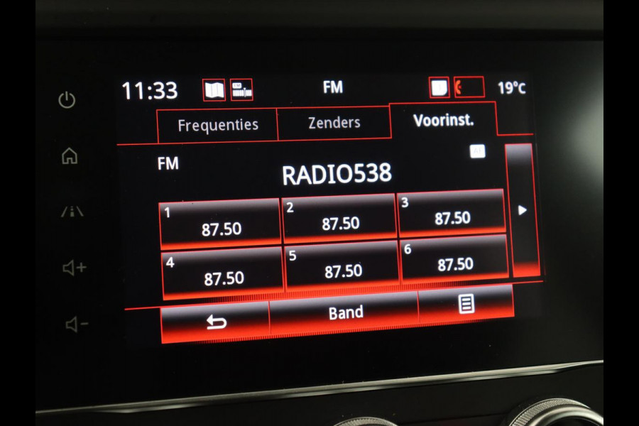 Renault Kadjar 1.3 TCe Zen | Panoramadak | Trekhaak | Leder | Keyless | Full LED | Camera | Sfeerverlichting | Carplay | Navigatie | Stoelverwarming | LMV 19 inch