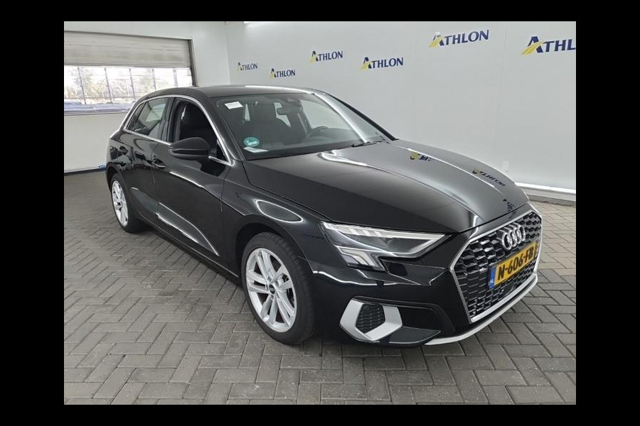 Audi A3 Sportback 30 TFSI Aut. Advanced ed. | Virtual | ALU | Navi | ECC | Carplay |