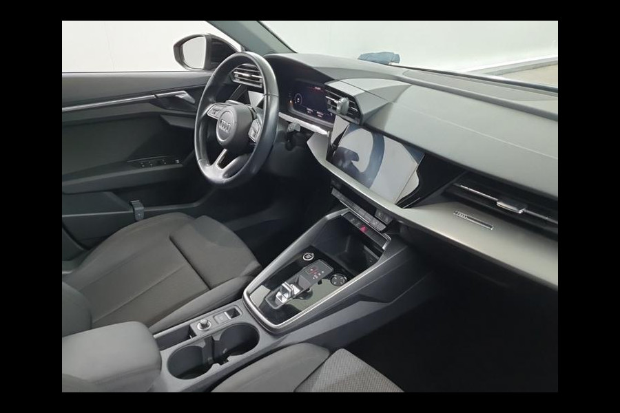 Audi A3 Sportback 30 TFSI Aut. Advanced ed. | Virtual | ALU | Navi | ECC | Carplay |