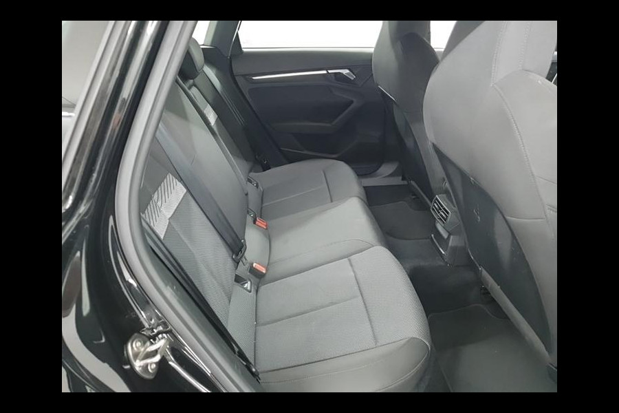 Audi A3 Sportback 30 TFSI Aut. Advanced ed. | Virtual | ALU | Navi | ECC | Carplay |