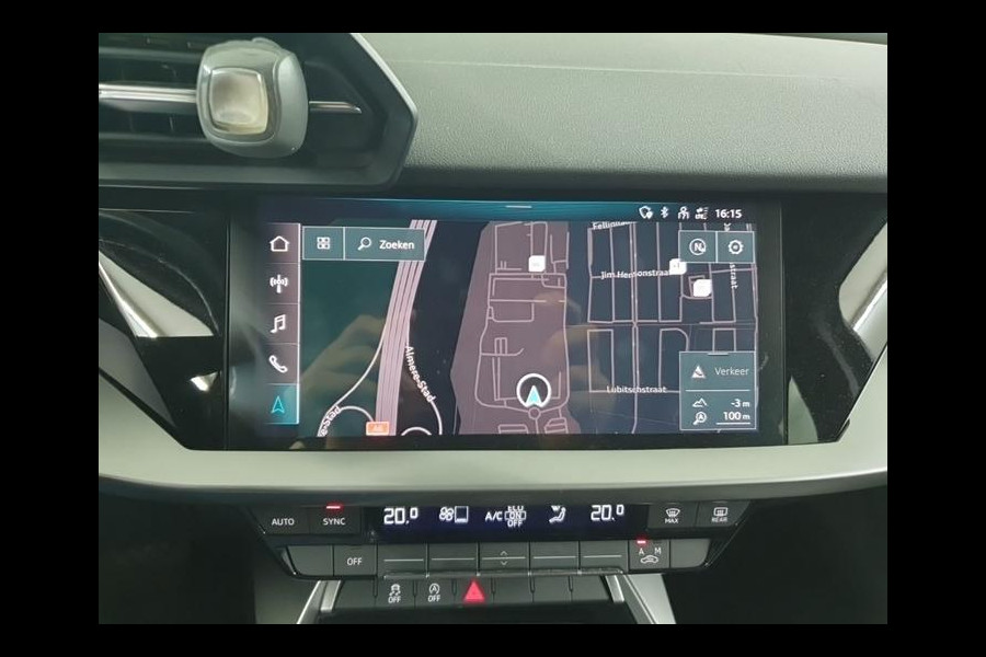 Audi A3 Sportback 30 TFSI Aut. Advanced ed. | Virtual | ALU | Navi | ECC | Carplay |