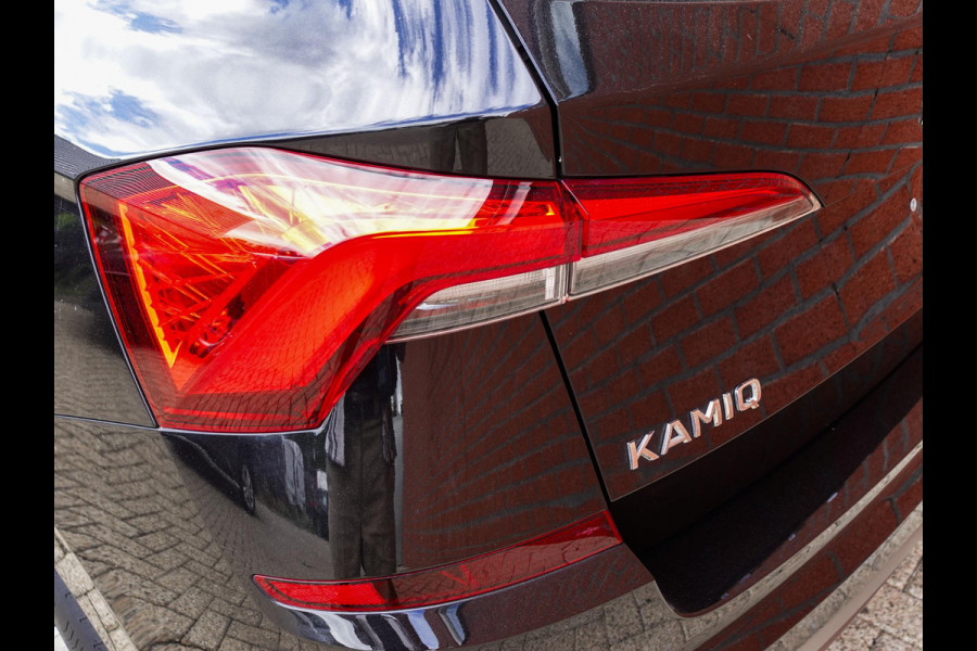 Škoda Kamiq 1.0 TSI 110pk DSG Style Navigatie Apple Carplay/Android Auto Climate Control Elektrisch bedienbare kofferbak Dab Extra Getint Glas