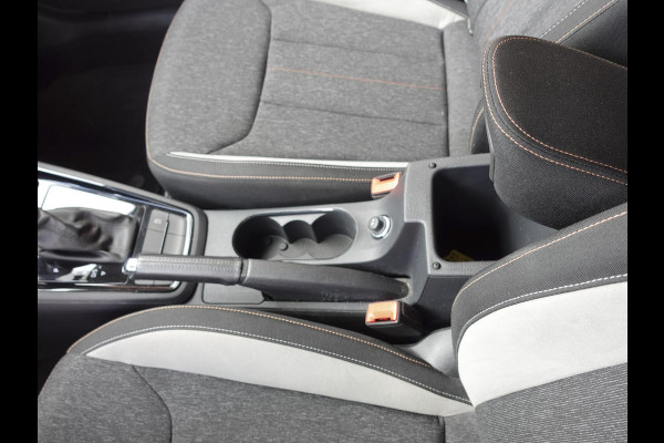 Škoda Kamiq 1.0 TSI 110pk DSG Style Navigatie Apple Carplay/Android Auto Climate Control Elektrisch bedienbare kofferbak Dab Extra Getint Glas