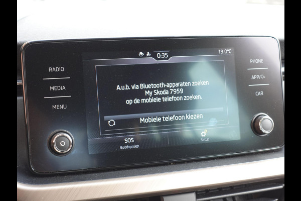 Škoda Kamiq 1.0 TSI 110pk DSG Style Navigatie Apple Carplay/Android Auto Climate Control Elektrisch bedienbare kofferbak Dab Extra Getint Glas