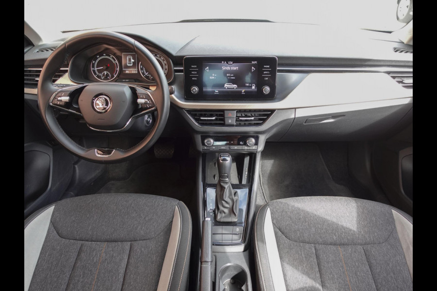 Škoda Kamiq 1.0 TSI 110pk DSG Style Navigatie Apple Carplay/Android Auto Climate Control Elektrisch bedienbare kofferbak Dab Extra Getint Glas