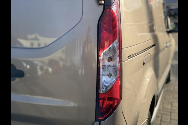 Ford Transit Connect 1.5 EcoBlue L2 Limited Zuid | 120pk | Navigatie | Trekhaak | Camera | Cruise Control | Stoel met bank Ford Transit Connect 1.5 EcoBlue L2 Limited Zuid | 120pk | Navigatie | Trekhaak | Camera | Cruise Control | Stoel met bank