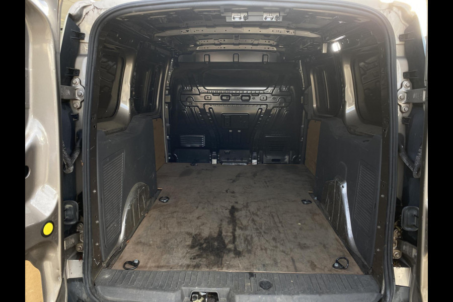 Ford Transit Connect 1.5 EcoBlue L2 Limited Zuid | 120pk | Navigatie | Trekhaak | Camera | Cruise Control | Stoel met bank Ford Transit Connect 1.5 EcoBlue L2 Limited Zuid | 120pk | Navigatie | Trekhaak | Camera | Cruise Control | Stoel met bank