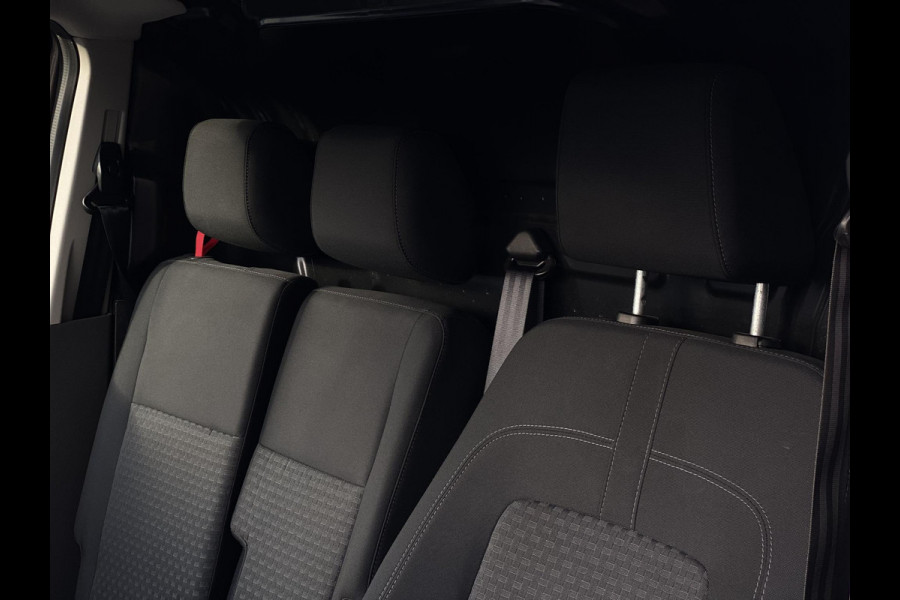 Ford Transit Connect 1.5 EcoBlue L2 Limited Zuid | 120pk | Navigatie | Trekhaak | Camera | Cruise Control | Stoel met bank Ford Transit Connect 1.5 EcoBlue L2 Limited Zuid | 120pk | Navigatie | Trekhaak | Camera | Cruise Control | Stoel met bank