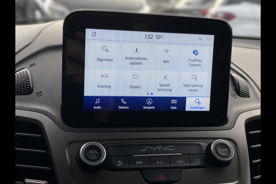 Ford Transit Connect 1.5 EcoBlue L2 Limited Zuid | 120pk | Navigatie | Trekhaak | Camera | Cruise Control | Stoel met bank Ford Transit Connect 1.5 EcoBlue L2 Limited Zuid | 120pk | Navigatie | Trekhaak | Camera | Cruise Control | Stoel met bank