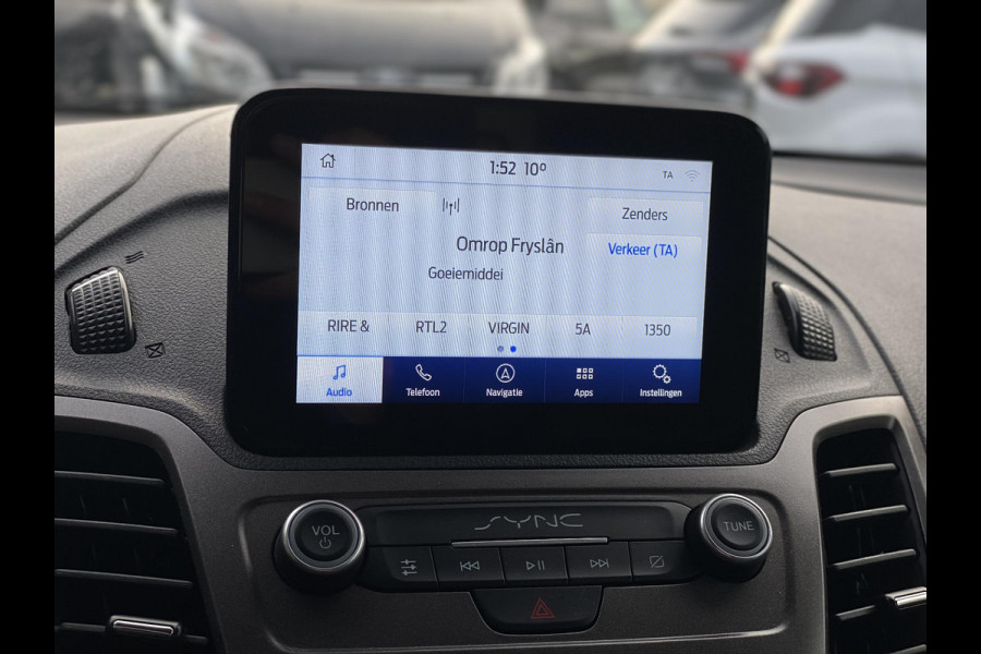 Ford Transit Connect 1.5 EcoBlue L2 Limited Zuid | 120pk | Navigatie | Trekhaak | Camera | Cruise Control | Stoel met bank Ford Transit Connect 1.5 EcoBlue L2 Limited Zuid | 120pk | Navigatie | Trekhaak | Camera | Cruise Control | Stoel met bank