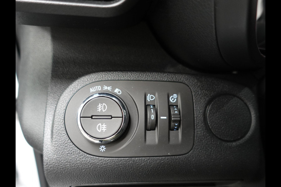 Opel Combo 130pk L1 Sport Edition Automaat Airco Navi Trekhaak LM Velgen Parkeersensoren Cruise