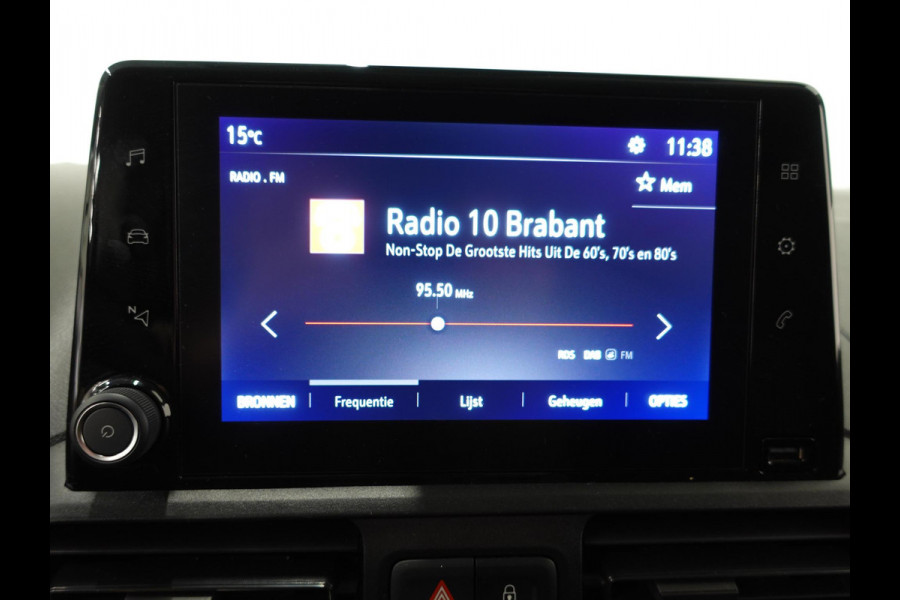 Opel Combo 130pk L1 Sport Edition Automaat Airco Navi Trekhaak LM Velgen Parkeersensoren Cruise