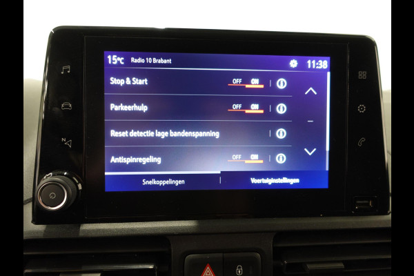 Opel Combo 130pk L1 Sport Edition Automaat Airco Navi Trekhaak LM Velgen Parkeersensoren Cruise