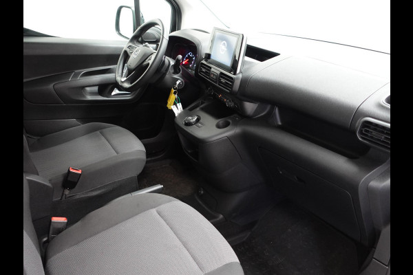 Opel Combo 130pk L1 Sport Edition Automaat Airco Navi Trekhaak LM Velgen Parkeersensoren Cruise