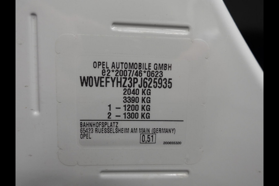 Opel Combo 130pk L1 Sport Edition Automaat Airco Navi Trekhaak LM Velgen Parkeersensoren Cruise