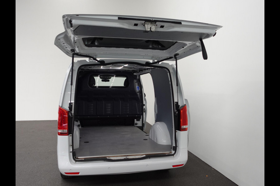 Mercedes-Benz Vito 114 CDI Lang Automaat Airco Parkeersensoren Camera LED Achterklep 3-zits