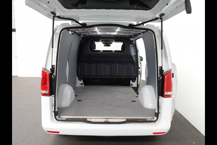 Mercedes-Benz Vito 114 CDI Lang Automaat Airco Parkeersensoren Camera LED Achterklep 3-zits