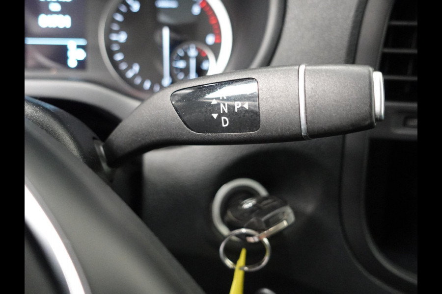 Mercedes-Benz Vito 114 CDI Lang Automaat Airco Parkeersensoren Camera LED Achterklep 3-zits
