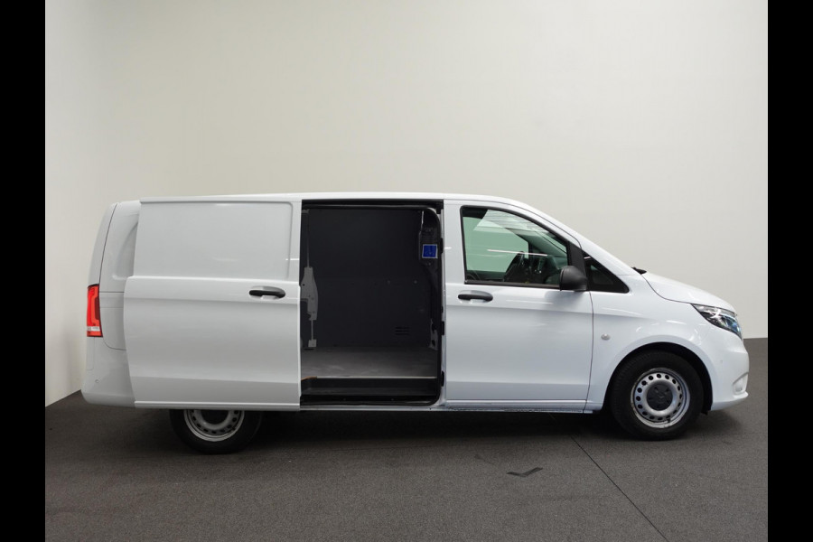 Mercedes-Benz Vito 114 CDI Lang Automaat Airco Parkeersensoren Camera LED Achterklep 3-zits