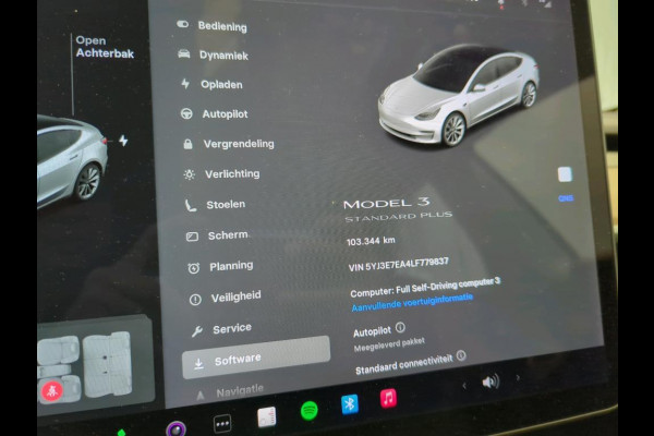 Tesla Model 3 Range Plus RWD | Autopilot | Panorama | Trekhaak |