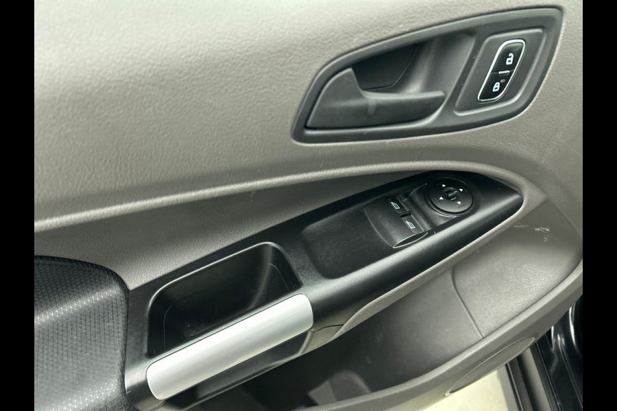 Ford Transit Connect 100pk L2 Trend Automaat Navi Trekhaak Navi PDC achter Camera Cruise Control