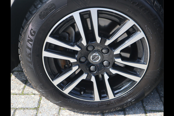 Volvo V40 Cross Country 1.5 T3 Momentum Automaat