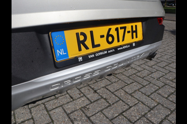Volvo V40 Cross Country 1.5 T3 Momentum Automaat